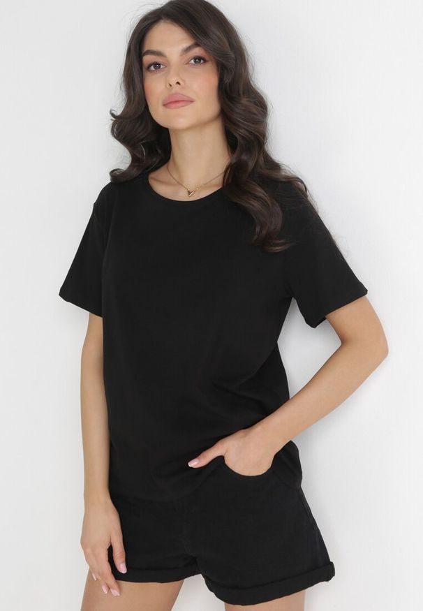 Born2be - Czarny Gładki T-shirt z Krótkimi Rękawami Elisza. Kolor: czarny. Długość rękawa: krótki rękaw. Długość: krótkie. Wzór: gładki
