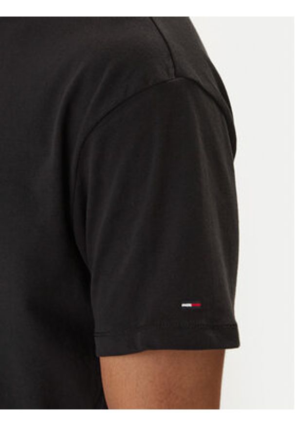 Tommy Jeans T-Shirt Bear DM0DM22543 Czarny Relaxed Fit. Kolor: czarny. Materiał: bawełna