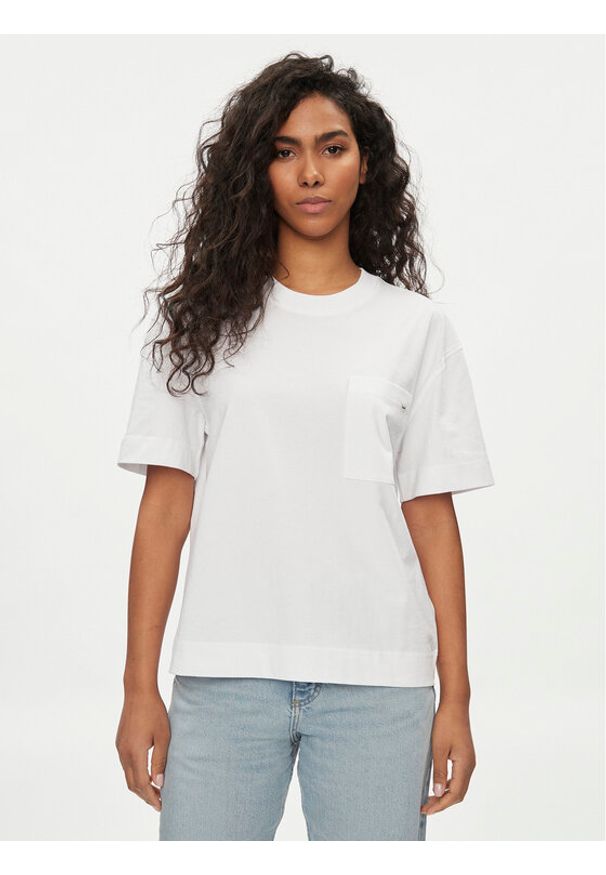 Lee T-Shirt Pocket 112350173 Biały Regular Fit. Kolor: biały. Materiał: bawełna