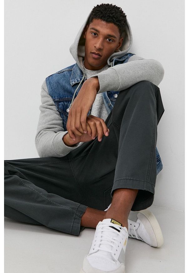 Levi's® - Levi's Bluza męska kolor szary melanżowa. Okazja: na spotkanie biznesowe. Kolor: szary. Materiał: dzianina. Wzór: melanż. Styl: biznesowy