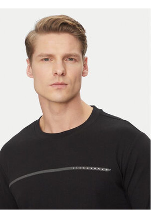 Jack & Jones Longsleeve Fusion 12273134 Czarny Regular Fit. Kolor: czarny. Materiał: bawełna, syntetyk. Długość rękawa: długi rękaw
