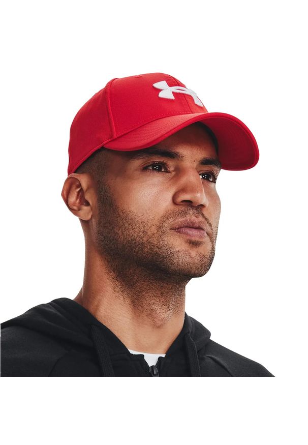 Czapka z daszkiem męska Under Armour Blitzing Cap. Kolor: czerwony