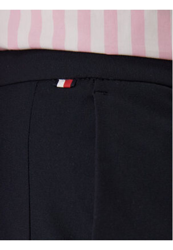 TOMMY HILFIGER - Tommy Hilfiger Chinosy Denton MW0MW43408 Granatowy Slim Fit. Kolor: niebieski. Materiał: syntetyk