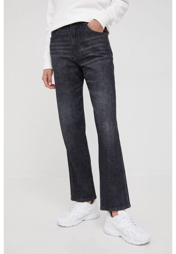 Wrangler jeansy MOM STRAIGHT GRANITE damskie high waist. Stan: podwyższony. Kolor: szary