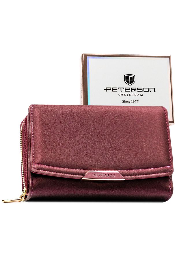 Portfel damski ze skóry ekologicznej w fioletowym kolorze wyposażony w system RFID - Peterson. Kolor: fioletowy. Materiał: skóra ekologiczna