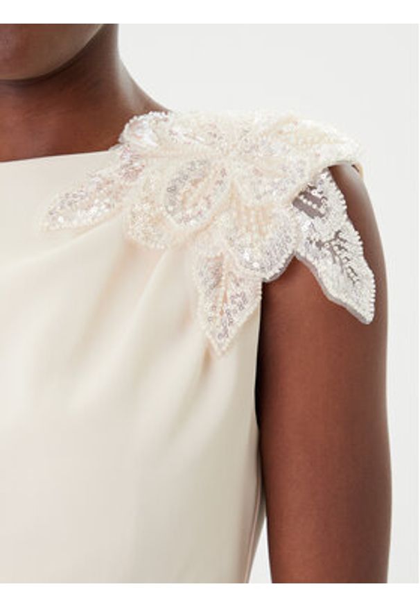 Rinascimento Sukienka wieczorowa CFC0020094002 Beżowy Slim Fit. Kolor: beżowy. Materiał: syntetyk. Styl: wizytowy