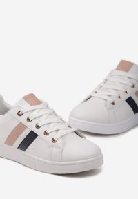 Born2be - Biało-Różowe Sneakersy Cinname. Kolor: biały. Materiał: skóra ekologiczna, materiał. Wzór: aplikacja