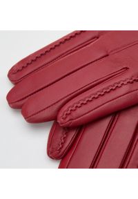 Wittchen - Damskie rękawiczki skórzane z fantazyjnymi szwami czerwone. Kolor: czerwony. Materiał: skóra. Wzór: gładki. Styl: elegancki #3