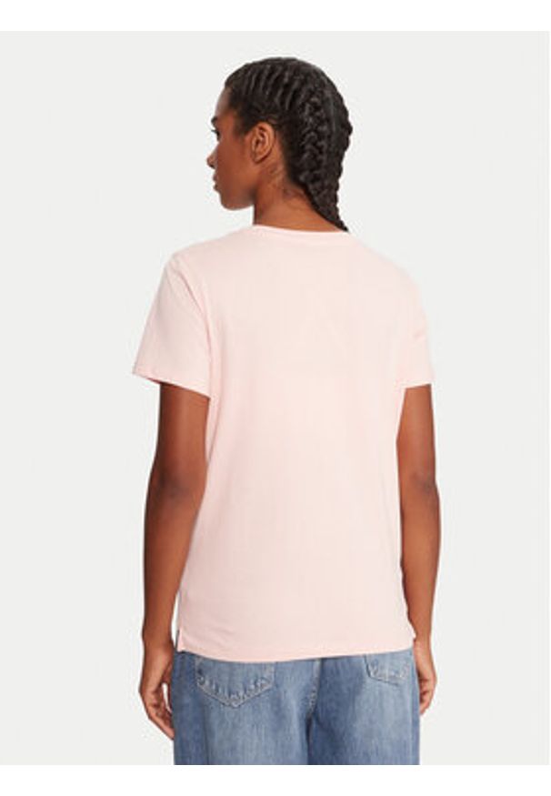 Guess T-Shirt W5BI18 I3Z14 Różowy Regular Fit. Kolor: różowy. Materiał: bawełna