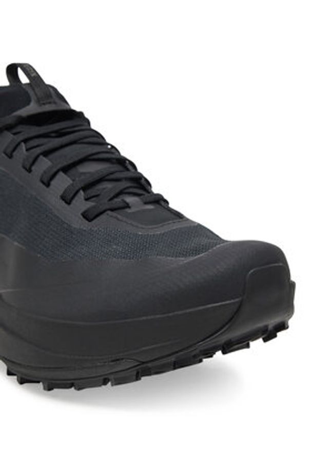 Arc'teryx Sneakersy Sylan GORE-TEX gtx X000009601 Czarny. Kolor: czarny. Materiał: materiał. Technologia: Gore-Tex