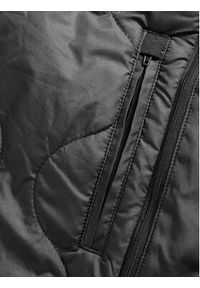 Matinique Płaszcz zimowy 30206720 Czarny Regular Fit. Kolor: czarny. Materiał: syntetyk. Sezon: zima #2