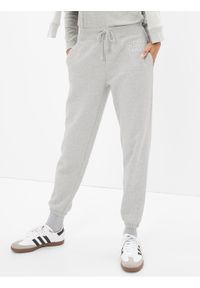 GAP - Gap Spodnie dresowe 463492-02 Szary Regular Fit. Kolor: szary. Materiał: bawełna #1