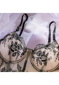 Intica - Komplet bielizny z fiszbinami haftowany na romantyczne wieczory Diletta. Kolor: czarny. Materiał: materiał. Wzór: haft #4