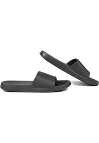 Klapki plażowe damskie Coqui Tora. Okazja: na plażę. Kolor: czarny. Styl: sportowy #1