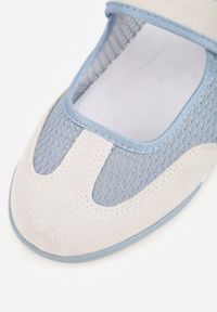 Renee - Granatowe Tenisówki Typu Sneakeriny Ozdobione Napisem Emirinne. Okazja: na co dzień. Zapięcie: rzepy. Kolor: niebieski. Wzór: aplikacja, napisy. Styl: casual #5