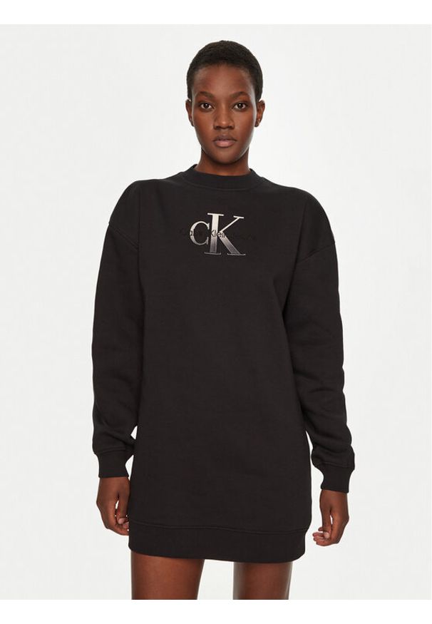 Calvin Klein Jeans Sukienka dzianinowa J20J224834 Czarny Relaxed Fit. Kolor: czarny. Materiał: bawełna, syntetyk