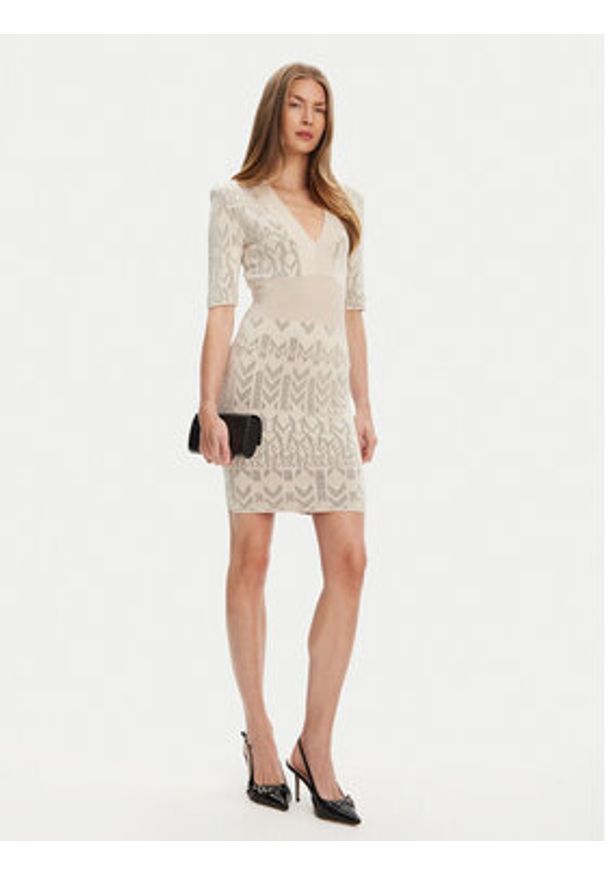 Marciano Guess Sukienka dzianinowa 5YGK20 5877Z Beżowy Slim Fit. Kolor: beżowy. Materiał: wiskoza