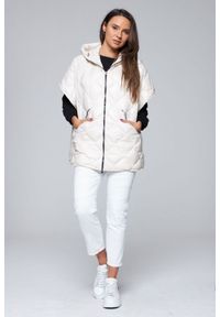 Hetrego - HETREGO Kremowy damski puchowy bezrękawnik Ginger z kapturem, Rozmiar S. Typ kołnierza: kaptur. Kolor: biały. Materiał: puch. Długość rękawa: bez rękawów #3