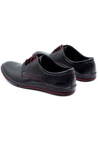 Lukas Skórzane buty męskie 295LU czarne z czerwonym czerwone. Kolor: czarny, czerwony, wielokolorowy. Materiał: skóra. Sezon: wiosna, jesień. Styl: sportowy #5