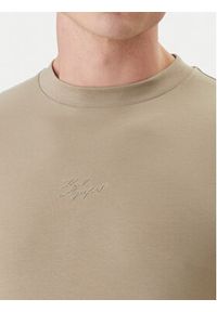 Karl Lagerfeld - KARL LAGERFELD T-Shirt 755047 562235 Khaki Regular Fit. Typ kołnierza: dekolt w karo. Kolor: brązowy. Materiał: bawełna #3