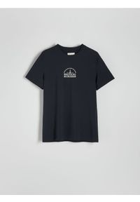 Reserved - T-shirt regular z nadrukiem - granatowy. Kolor: niebieski. Materiał: bawełna, dzianina. Wzór: nadruk #1
