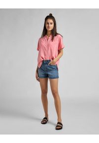 Lee - LEE CAP SLEEVE SHIRT DAMSKA KOSZULA KRÓTKI RĘKAW CHERRY BLOSSOM L46FZBQJ 112110920. Długość rękawa: krótki rękaw. Długość: krótkie #4