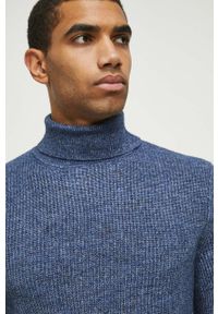 medicine - Medicine sweter z domieszką wełny męski kolor granatowy z golferm. Typ kołnierza: golf. Kolor: niebieski. Materiał: wełna. Długość rękawa: długi rękaw. Długość: długie. Wzór: melanż #5