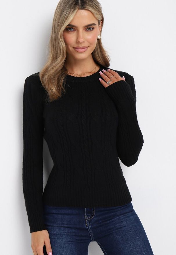 Born2be - Czarny Sweter w Warkoczykowy Splot Asmani. Kolor: czarny. Materiał: tkanina, dzianina, wełna. Wzór: ze splotem