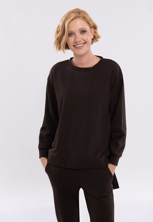 Volcano - Bluza oversize B-PAOLA. Typ kołnierza: bez kaptura. Kolor: brązowy. Materiał: materiał, skóra, poliester, bawełna. Wzór: napisy