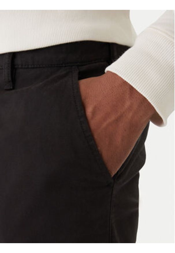 Tommy Jeans Spodnie materiałowe Scanton DM0DM22404 Czarny Slim Fit. Kolor: czarny. Materiał: bawełna