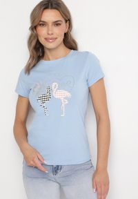 Born2be - Jasnoniebieski T-shirt z Bawełny z Cyrkoniami i Nadrukiem Listebia. Okazja: na co dzień. Kolor: niebieski. Materiał: bawełna. Wzór: nadruk. Styl: klasyczny, casual