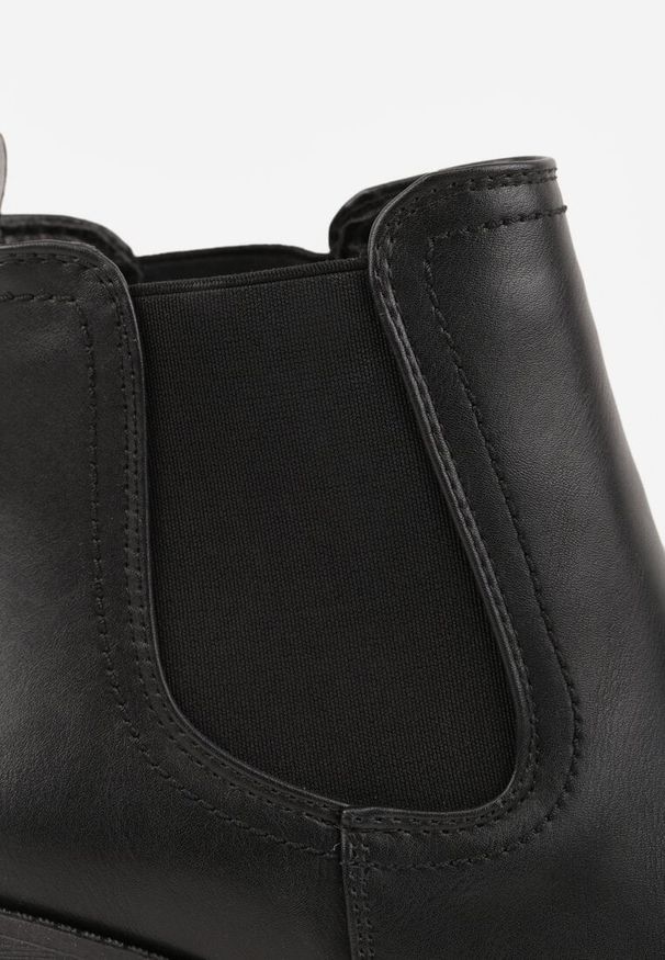 Renee - Czarne Botki VICES o Fasonie Sztybletów na Słupku Cezeire. Okazja: na co dzień. Kolor: czarny. Materiał: jeans, koronka. Obcas: na słupku. Styl: casual