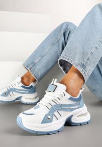 Born2be - Niebiesko-Białe Sneakersy na Grubej Podeszwie z Geometrycznym Wzorem Terami. Okazja: na co dzień. Kolor: niebieski. Materiał: jeans. Szerokość cholewki: normalna. Wzór: geometria. Obcas: na obcasie. Wysokość obcasa: średni #3