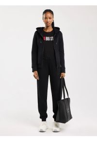 Big-Star - Spodnie damskie dresowe czarne Kathy 906. Kolor: czarny. Materiał: dresówka. Wzór: nadruk #6