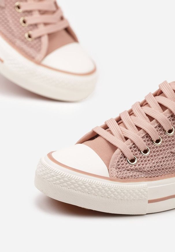 Born2be - Różowe Klasyczne Trampki z Ażurową Cholewką Volirae. Kolor: różowy. Materiał: jeans. Szerokość cholewki: normalna. Wzór: ażurowy. Sezon: lato, wiosna. Styl: klasyczny