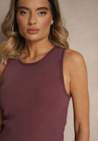 Renee - Fioletowa Prążkowana Sukienka z Bawełny Typu Bodycon Ralithia. Kolor: fioletowy. Materiał: bawełna, prążkowany. Typ sukienki: bodycon. Styl: elegancki #4