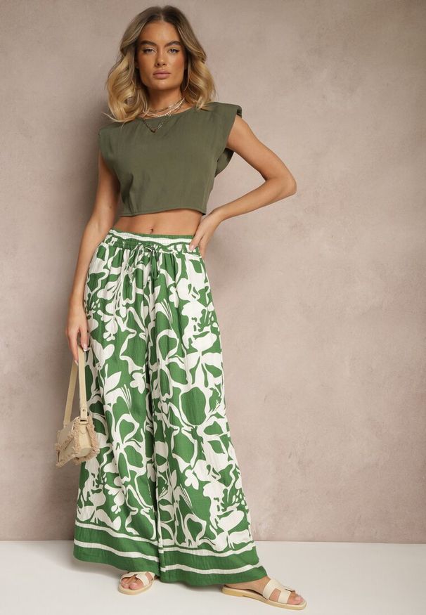 Renee - Zielone Spodnie o Szerokim Kroju High Waist w Kwiaty Nelrive. Okazja: na co dzień, na spacer. Stan: podwyższony. Kolor: zielony. Wzór: kwiaty. Styl: klasyczny, elegancki, casual