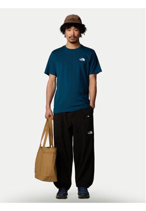 The North Face T-Shirt Simple Dome NF0A87NG Granatowy Regular Fit. Kolor: niebieski. Materiał: bawełna, syntetyk