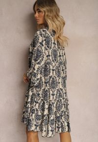 Renee - Granatowo-Beżowa Sukienka z Bawełny o Rozkloszowanym Kroju Wykończona Falbanką Niloa. Typ kołnierza: kołnierz z falbankami. Kolor: niebieski. Materiał: bawełna. Sezon: lato, wiosna. Typ sukienki: rozkloszowane. Styl: elegancki #4