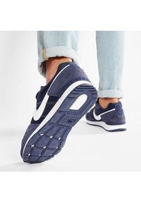 Nike Sneakersy Venture Runner CK2944 400 Granatowy. Kolor: niebieski. Materiał: materiał #8