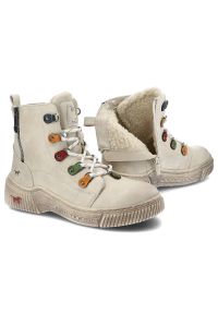 Beżowe Botki Mustang Ocieplane Buty Damskie. Okazja: na spacer. Kolor: beżowy. Materiał: skóra ekologiczna, futro. Szerokość cholewki: normalna. Sezon: zima #3