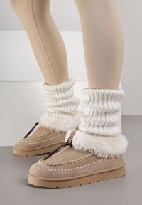 Born2be - Ciemnobeżowe Śniegowce na Grubej Podeszwie z Futerkiem i Przeszciami Linafra. Okazja: na co dzień. Kolor: beżowy. Materiał: futro. Styl: casual, elegancki #5
