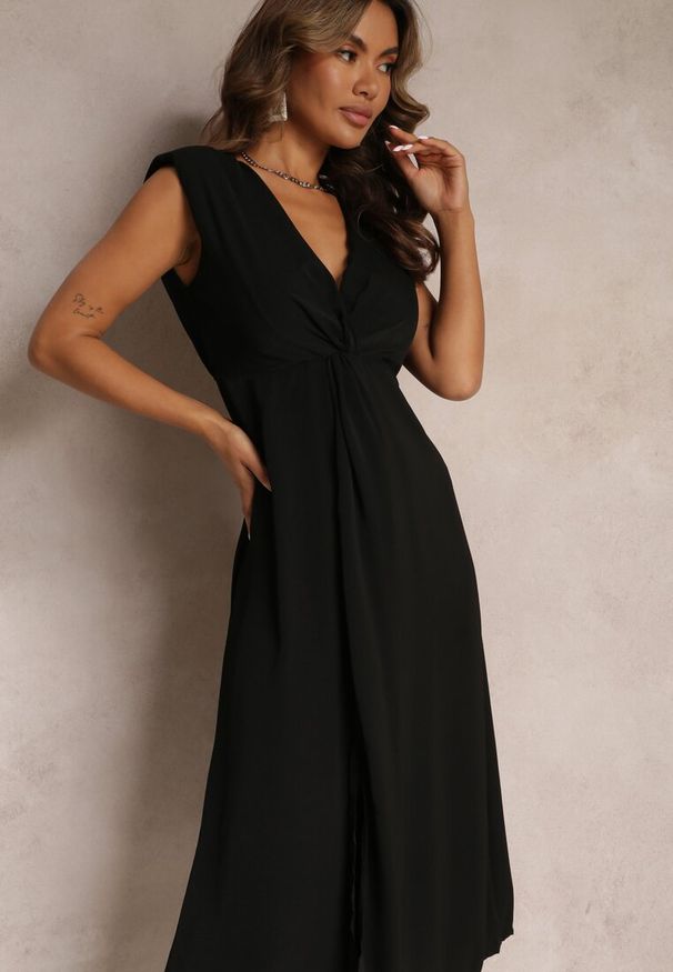 Renee - Czarna Midi Sukienka o Rozkloszowanym Fasonie z Ozdobnym Węzłem i Rozcięciem Zanondia. Kolor: czarny. Wzór: jednolity. Długość: midi