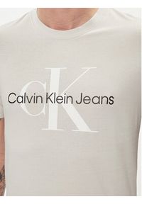 Calvin Klein Jeans T-Shirt J30J320806 Szary Slim Fit. Kolor: szary. Materiał: bawełna #5