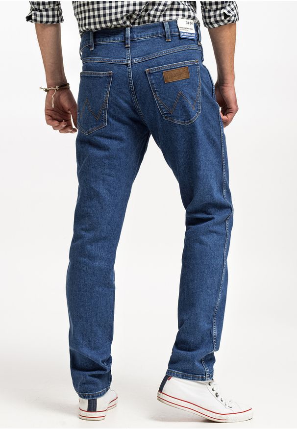 Wrangler - WRANGLER GREENSBORO MĘSKIE SPODNIE JEANSOWE JEANSY DŻINSY FRIDAY BLUES W15QHR47A