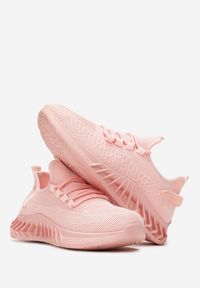 Born2be - Różowe Buty Sportowe Rhodeusa. Zapięcie: bez zapięcia. Kolor: różowy. Materiał: materiał, guma. Szerokość cholewki: normalna. Wzór: aplikacja #6