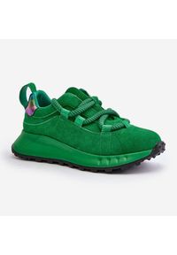 Zamszowe Sneakersy Damskie Z Grubym Sznurowaniem Artiker 55C0099 Zielone. Okazja: na co dzień. Zapięcie: sznurówki. Kolor: zielony. Materiał: zamsz. Obcas: na platformie #10
