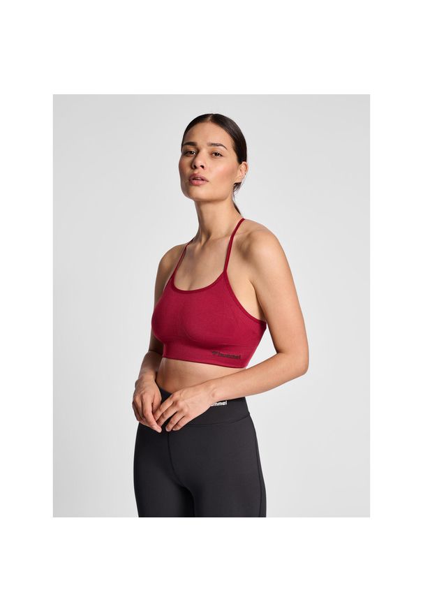 Damski bezszwowy biustonosz sportowy Hummel Tiffy. Kolor: czerwony. Sport: fitness, joga i pilates