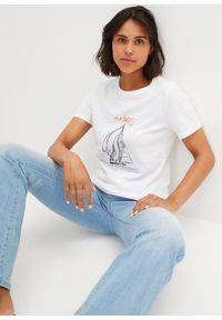 bonprix - T-shirt bawełniany z rozcięciem z boku i nadrukiem. Kolor: biały. Materiał: bawełna. Długość: długie. Wzór: nadruk