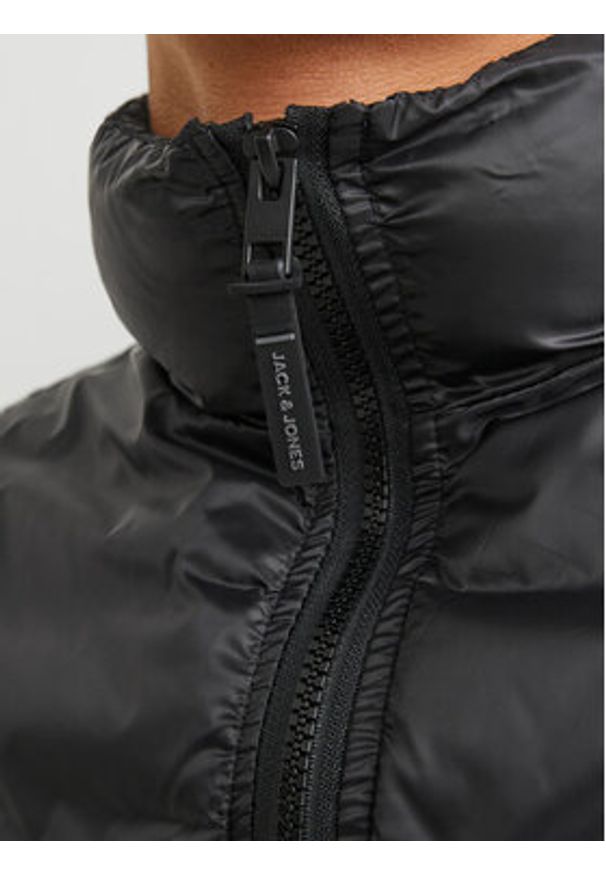 Jack & Jones - Jack&Jones Kurtka przejściowa Noah 12249443 Czarny Regular Fit. Kolor: czarny. Materiał: syntetyk